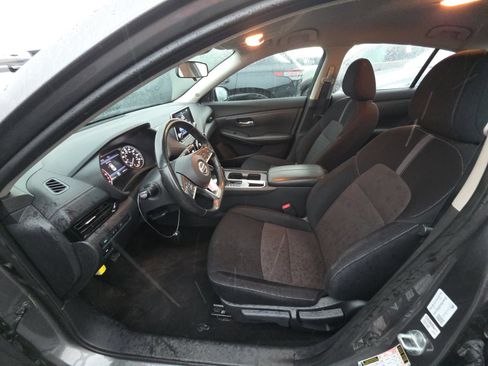 Used 2021 Nissan Sentra SV FWD image 4