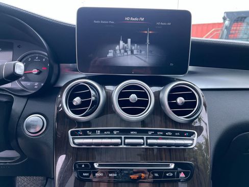 Used 2016 Mercedes-Benz GLC 300 4MATIC image 16