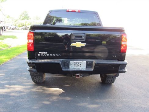 Used 2018 Chevrolet Silverado 1500 LT w/ All Star Edition AWD/4WD image 4