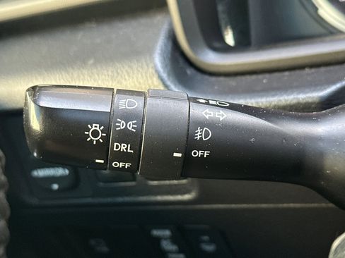 Used 2022 Toyota 4Runner TRD Off-Road Premium image 38