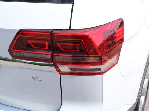 Used 2018 Volkswagen Atlas SE FWD image 11