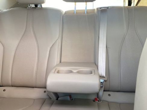 Used 2024 Acura RDX w/ Technology Package image 30