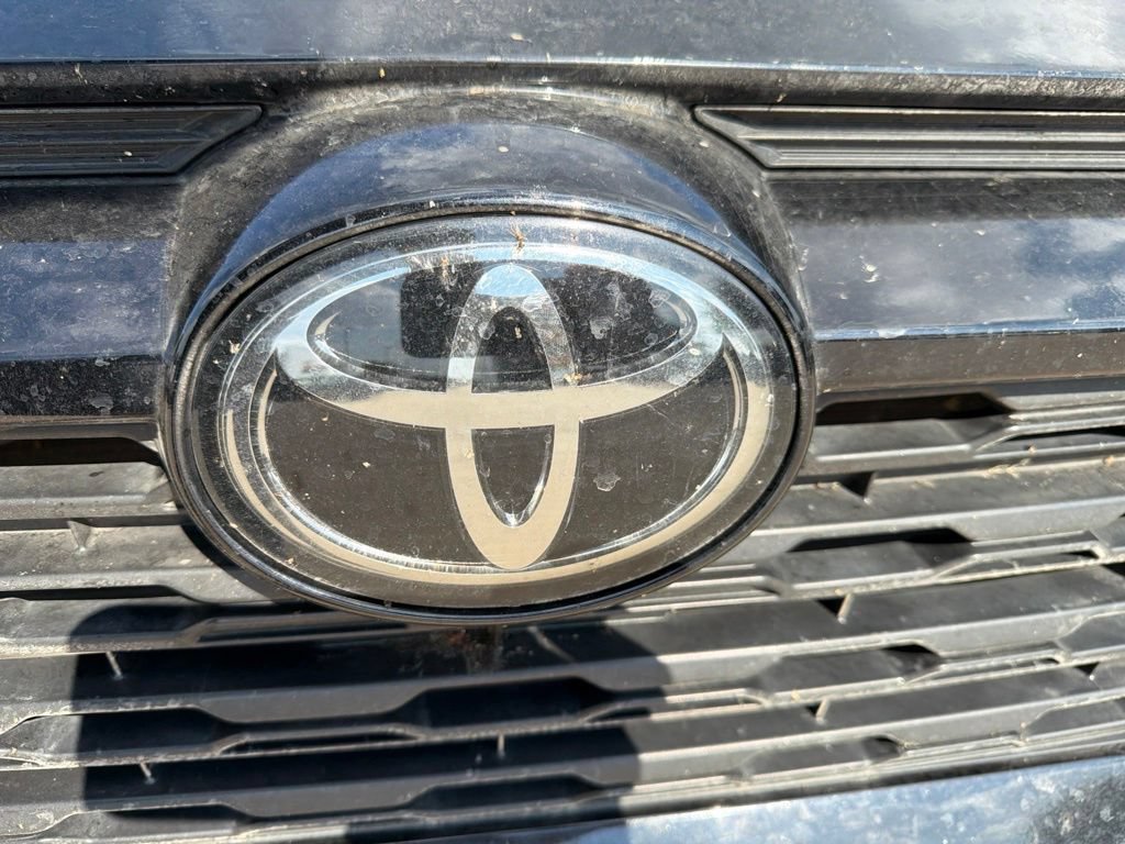 Used 2023 Toyota RAV4 XLE FWD image 11