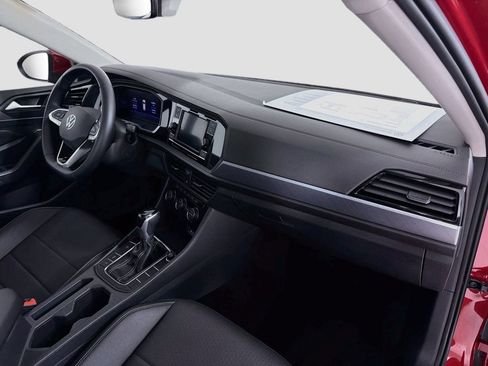 Certified 2023 Volkswagen Jetta SE w/ Panoramic Sunroof Package FWD image 28