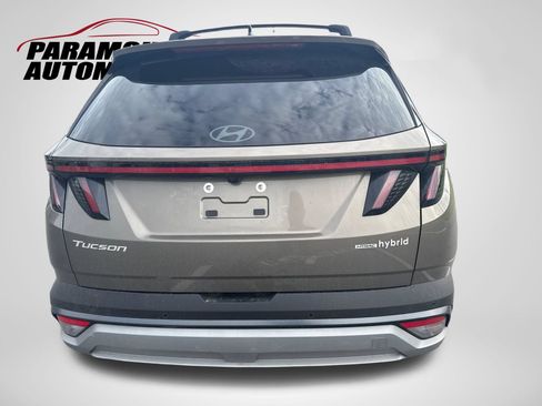 Certified 2025 Hyundai Tucson Limited AWD/4WD image 7