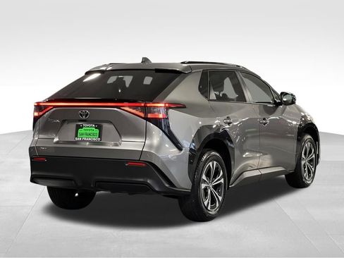 Certified 2025 Toyota bZ4X FWD image 5