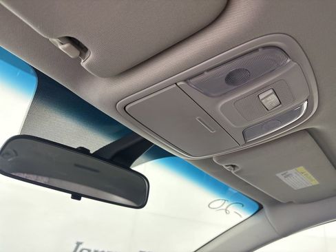 Used 2020 Kia Optima S image 19