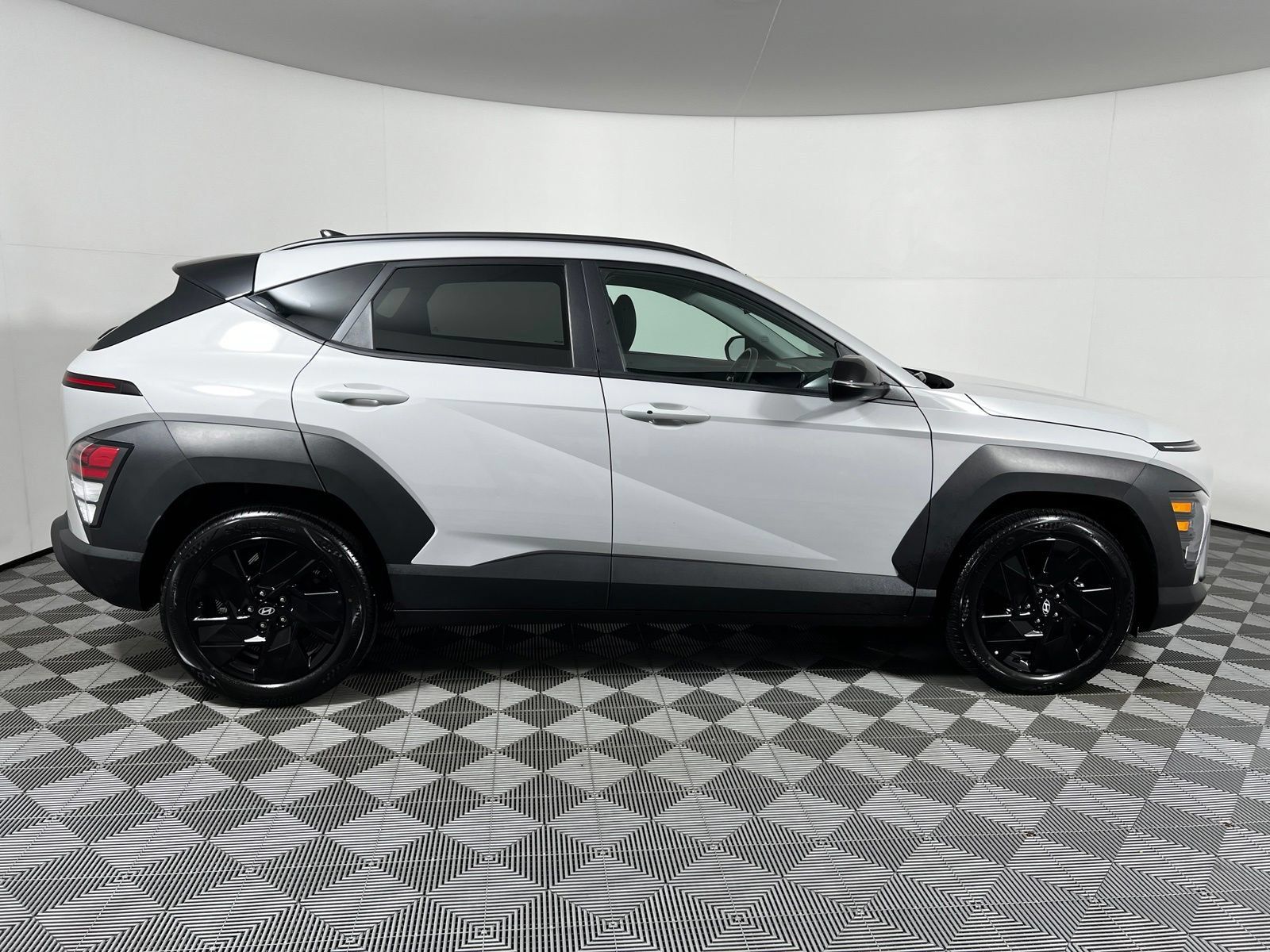 Used 2026 Hyundai Kona SEL Sport FWD image 4