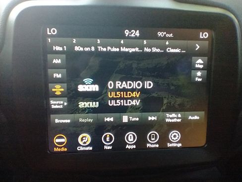 Used 2021 Jeep Renegade Latitude image 37