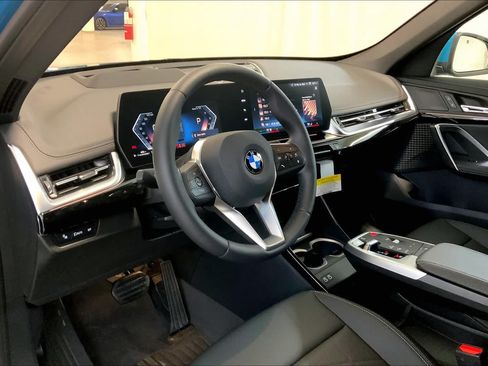 Used 2025 BMW X1 xDrive28i w/ Technology Package AWD/4WD image 8