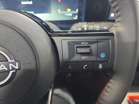 New 2026 Nissan Kicks SR image 18