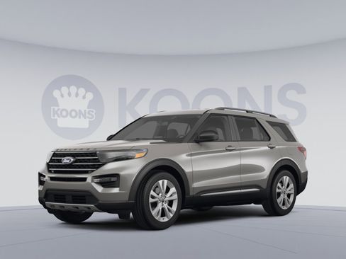 Used 2021 Ford Explorer XLT w/ Equipment Group 202A AWD/4WD image 1