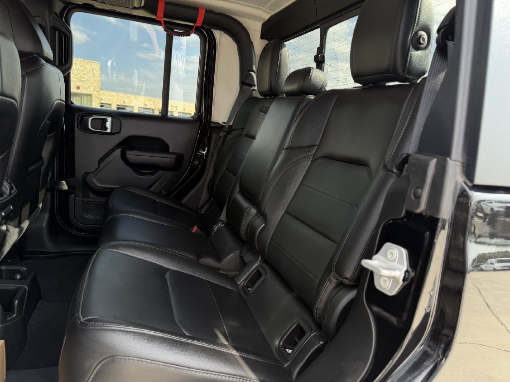 Used 2023 Jeep Gladiator Sport AWD/4WD image 27