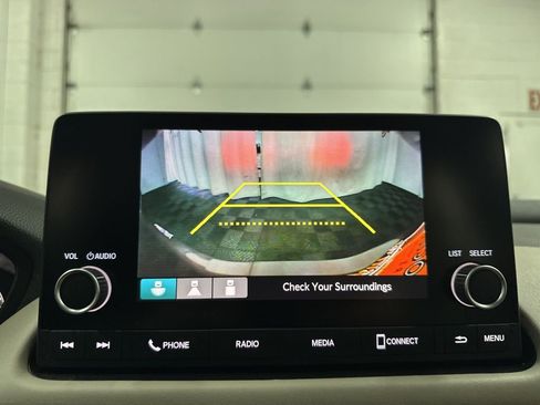 Used 2024 Honda HR-V LX image 27