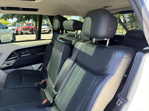 Used 2022 Land Rover Range Rover Long Wheelbase SE AWD/4WD image 34