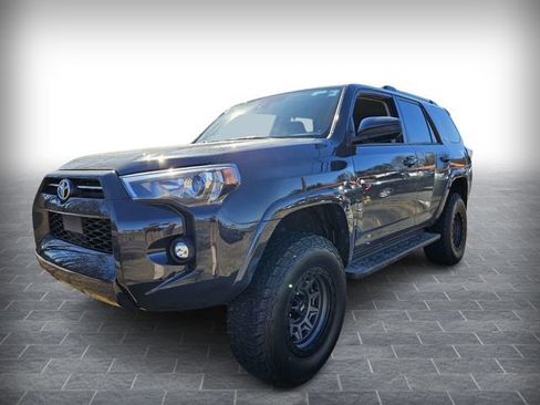 Used 2024 Toyota 4Runner SR5 image 3
