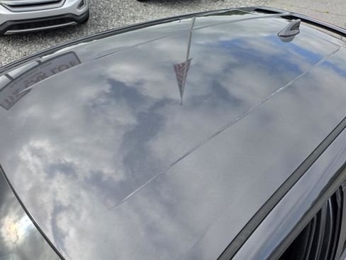 Used 2021 Toyota C-HR XLE FWD image 18