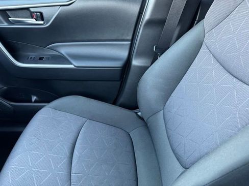 Certified 2025 Toyota RAV4 XLE image 21