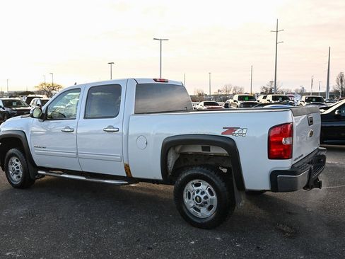 Used 2011 Chevrolet Silverado 2500 LT w/ Interior Plus Package image 7