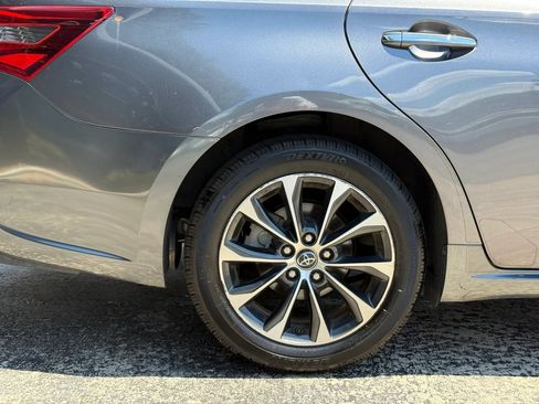 Used 2016 Toyota Avalon XLE FWD image 13