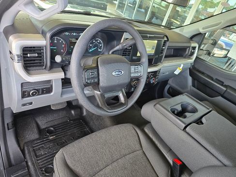 New 2025 Ford F350 XL w/ XL Chrome Package AWD/4WD image 8