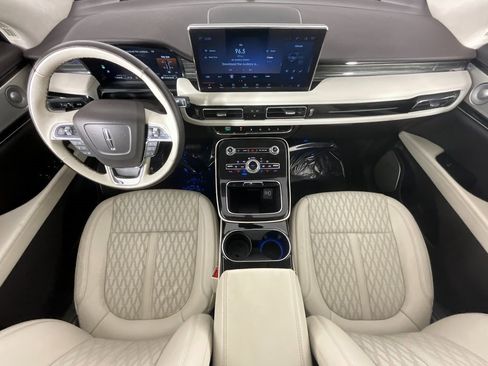 Used 2022 Lincoln Nautilus Black Label w/ Class II Trailer Tow Package image 14