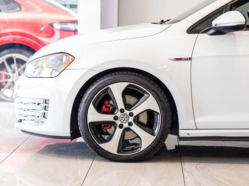 Used 2017 Volkswagen GTI S FWD image 8