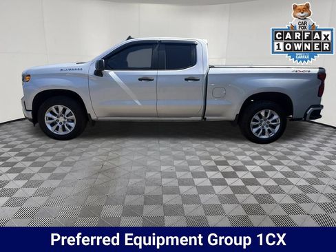Used 2020 Chevrolet Silverado 1500 Custom w/ Custom Value Package AWD/4WD image 2