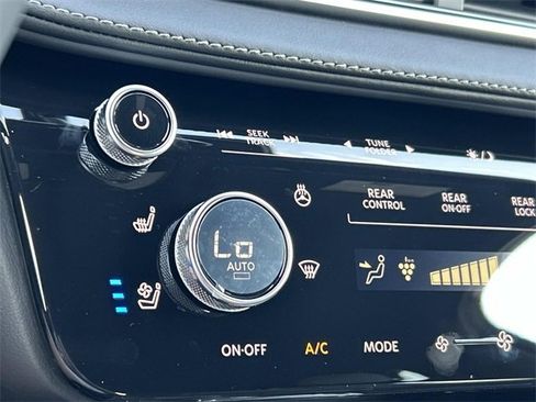 New 2026 INFINITI QX60 Autograph w/ Dark Cargo Package image 38