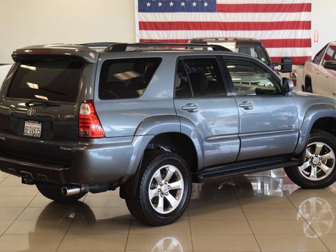 Used 2007 Toyota 4Runner Limited AWD/4WD image 29