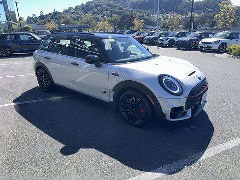 Used 2023 MINI Cooper Clubman John Cooper Works image 7