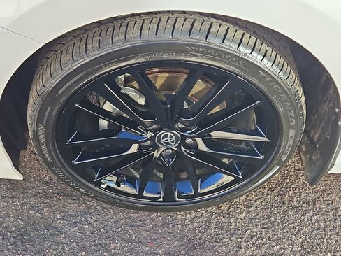 Used 2024 Toyota Camry XSE image 10