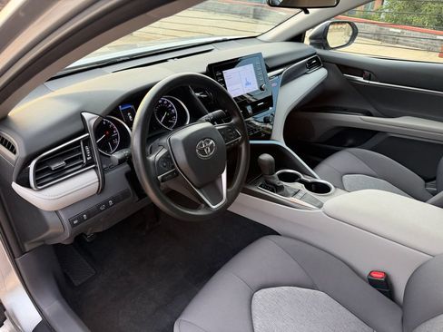 Used 2024 Toyota Camry LE FWD image 8