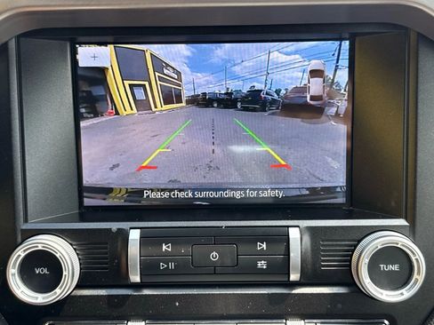 Used 2022 Ford Mustang Premium image 23