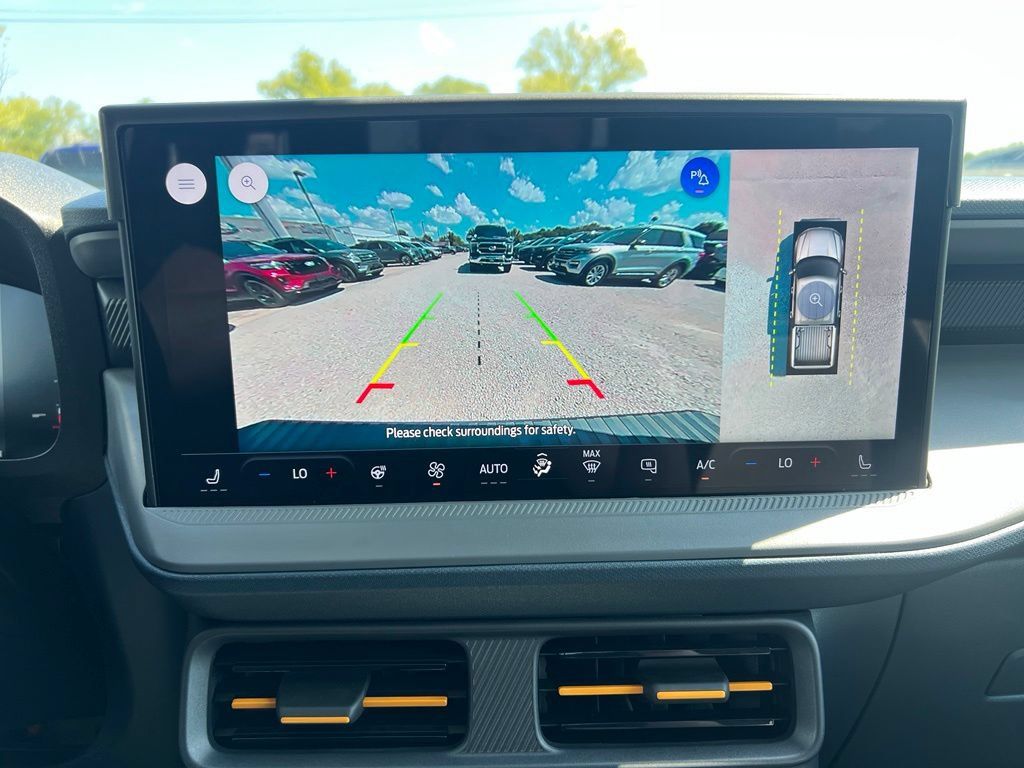 Used 2025 Ford Maverick Tremor AWD/4WD image 29