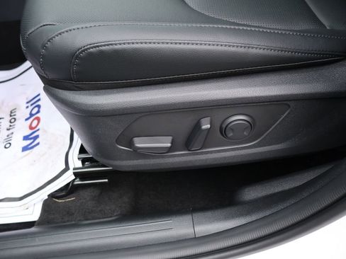 New 2026 Kia Sportage EX image 21