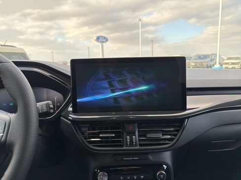 New 2026 Ford Escape ST-Line w/ Tech Pack #1 image 15