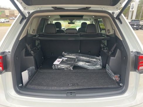New 2026 Volkswagen Atlas Peak Edition AWD/4WD image 28
