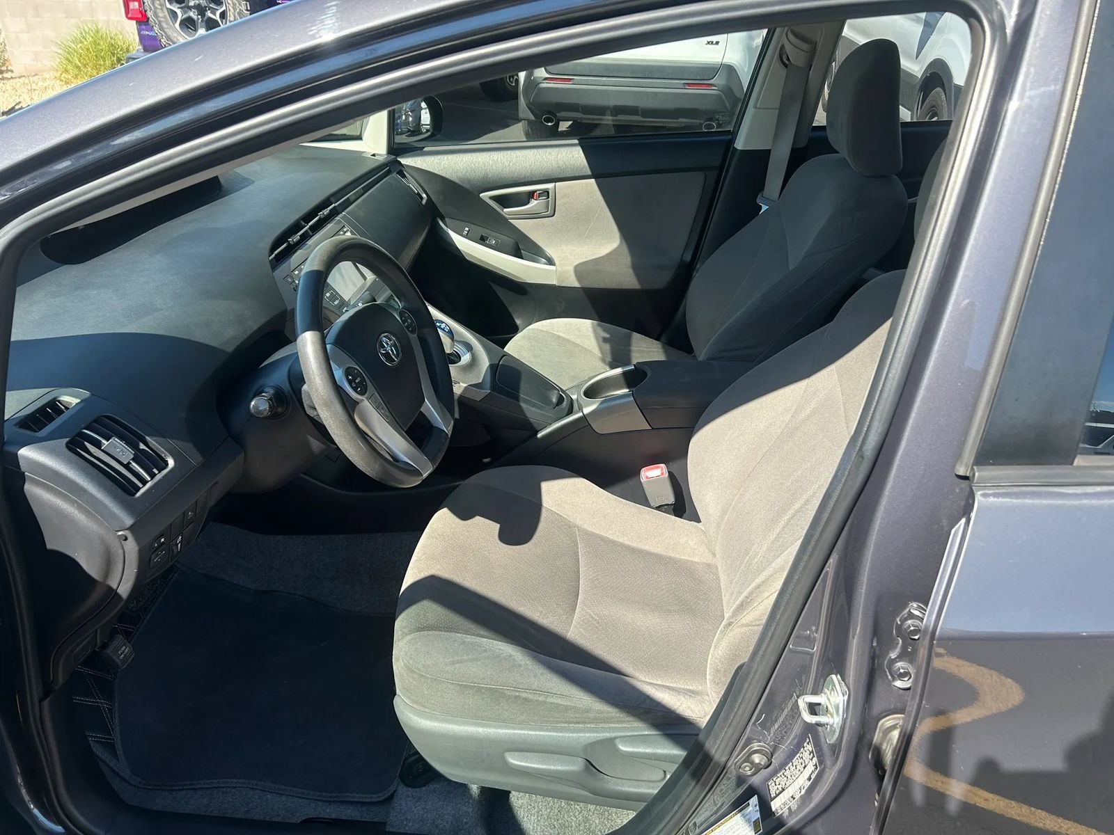Used 2013 Toyota Prius Three w/ Solar Roof Pkg FWD image 10