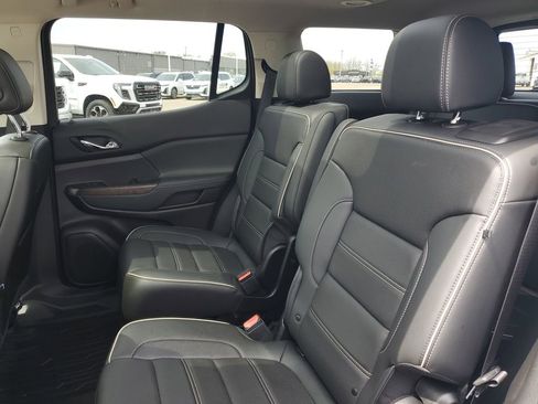 Used 2023 GMC Acadia Denali w/ Denali Ultimate Package AWD/4WD image 31