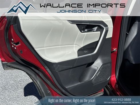 Used 2023 Toyota RAV4 XLE image 27