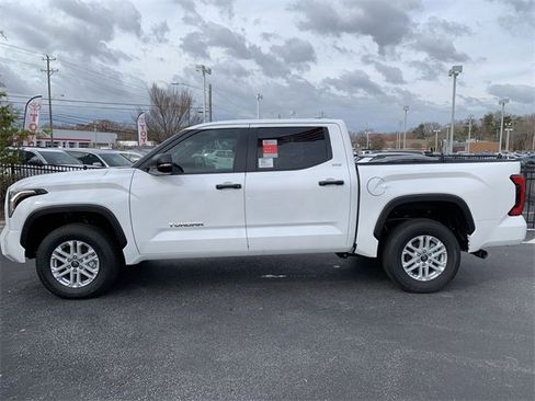 New 2026 Toyota Tundra SR5 image 5