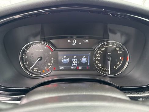 Used 2024 Cadillac XT6 Sport image 27