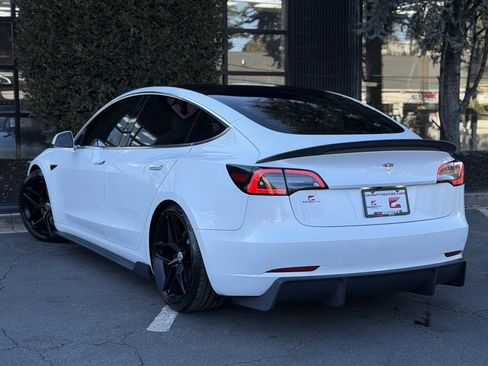 Used 2020 Tesla Model 3 Performance image 19