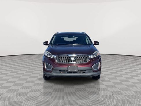 Used 2016 Kia Sorento LX w/ LX Convenience Package image 3