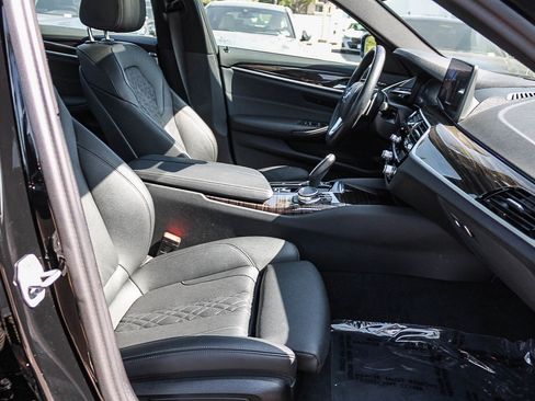 Used 2023 BMW 530i w/ Convenience Package RWD image 16
