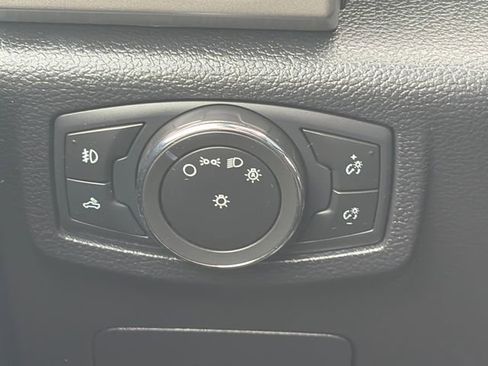 Used 2015 Ford F150 Lariat w/ Equipment Group 501A Mid AWD/4WD image 56