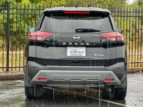 Used 2022 Nissan Rogue SV AWD/4WD image 4