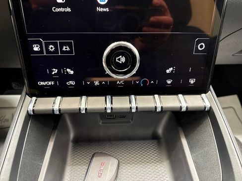 New 2026 GMC Terrain Elevation image 29