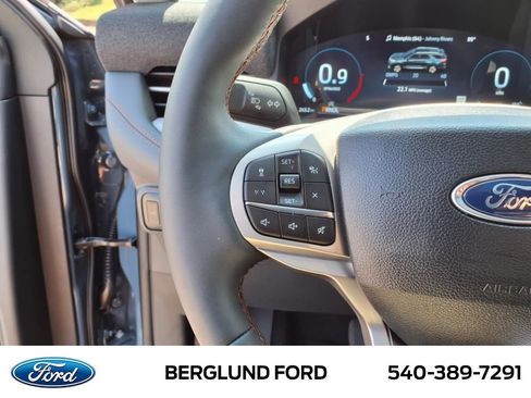 New 2025 Ford Explorer Active w/ Active Comfort Package image 14